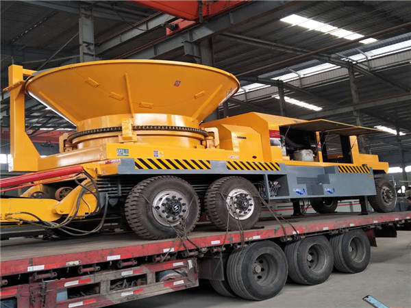 大型移動(dòng)式圓盤破碎機(jī)發(fā)貨