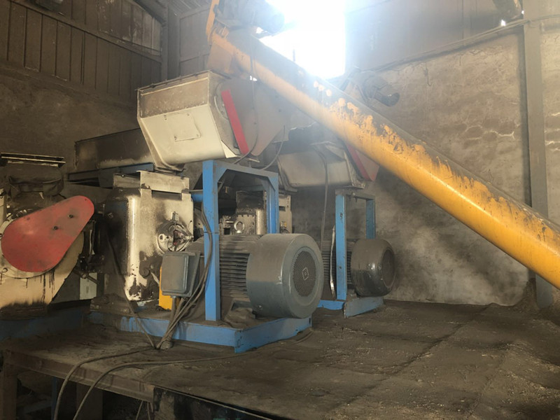 時產(chǎn)3噸木屑顆粒機(jī)