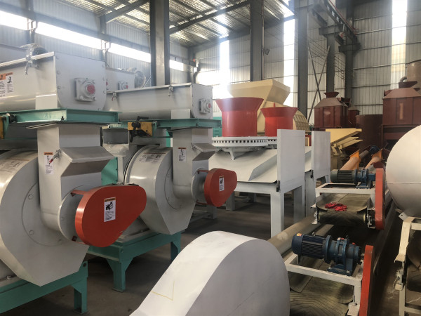 牧草顆粒機(jī)