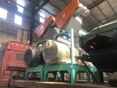 時(shí)產(chǎn)3噸秸稈顆粒機(jī)生產(chǎn)線發(fā)往云南