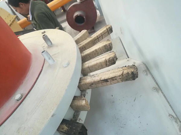 木屑壓塊機(jī)